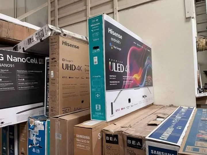 1000247922 TV Pallets
