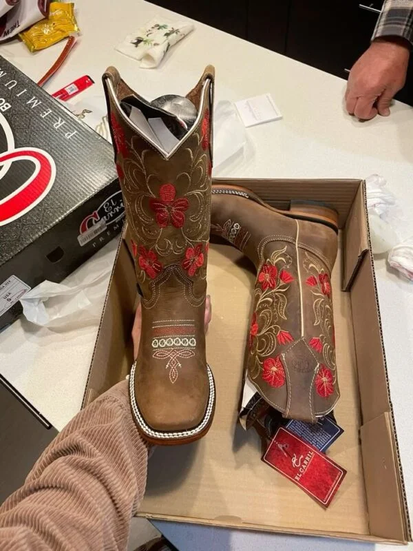 1001495625-600x800 Twisted x Boots Wholesale